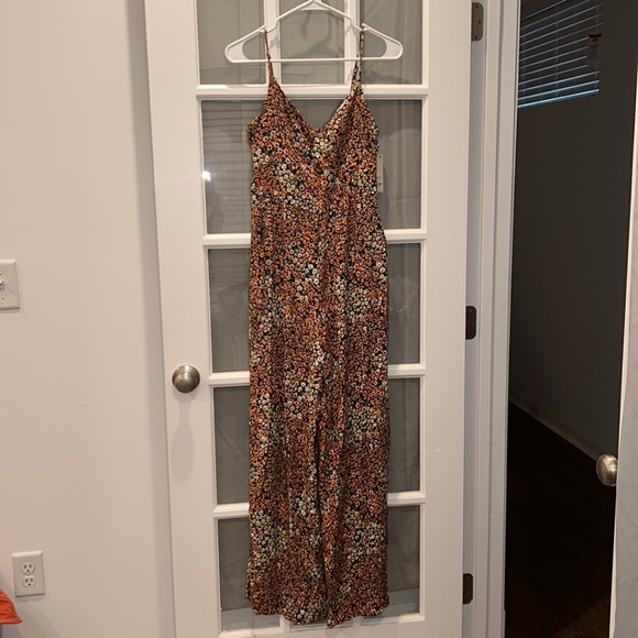 Francesca's Collections Pants - Francesca’s Floral Jumpsuit, Size Medium